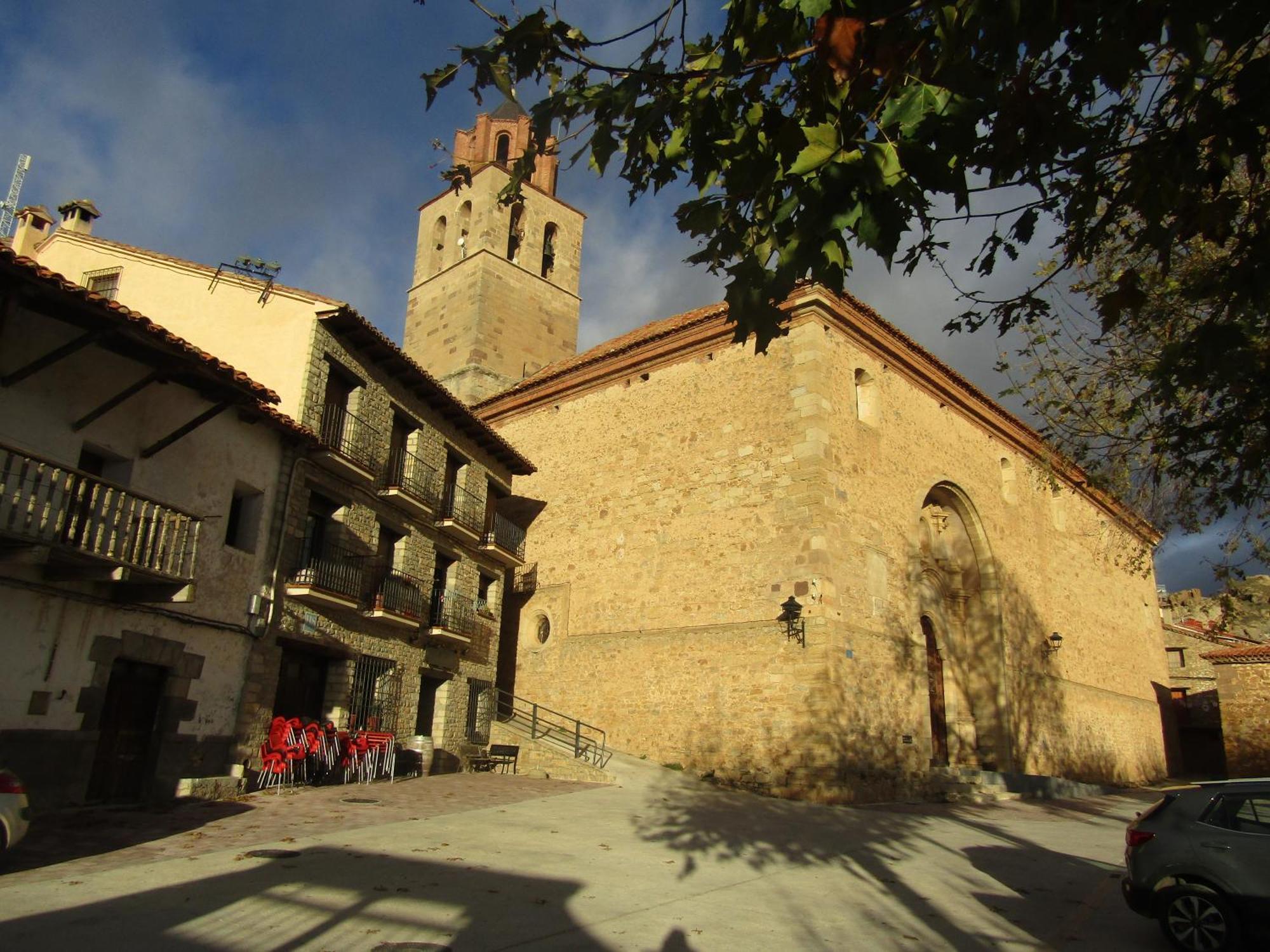 Hostal Paquita Allepuz Exterior photo